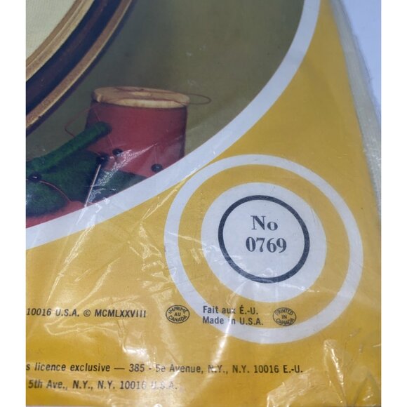 Hummel Mother's Helper Needlecraft Kit 9” X 12” National Paragon Corp 0769 - Picture 5 of 11